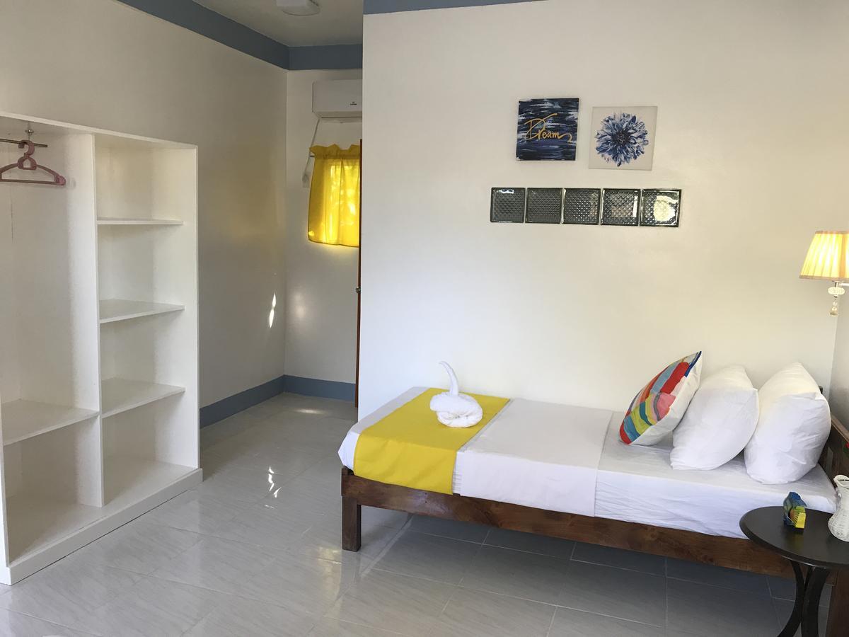 Neptune Diving Resort 몰볼 외부 사진